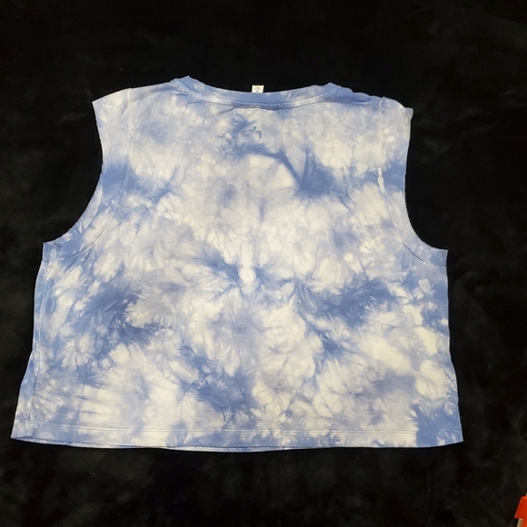 JoyLab Blue Tie-Dye Women's Top - Picture 6 of 7